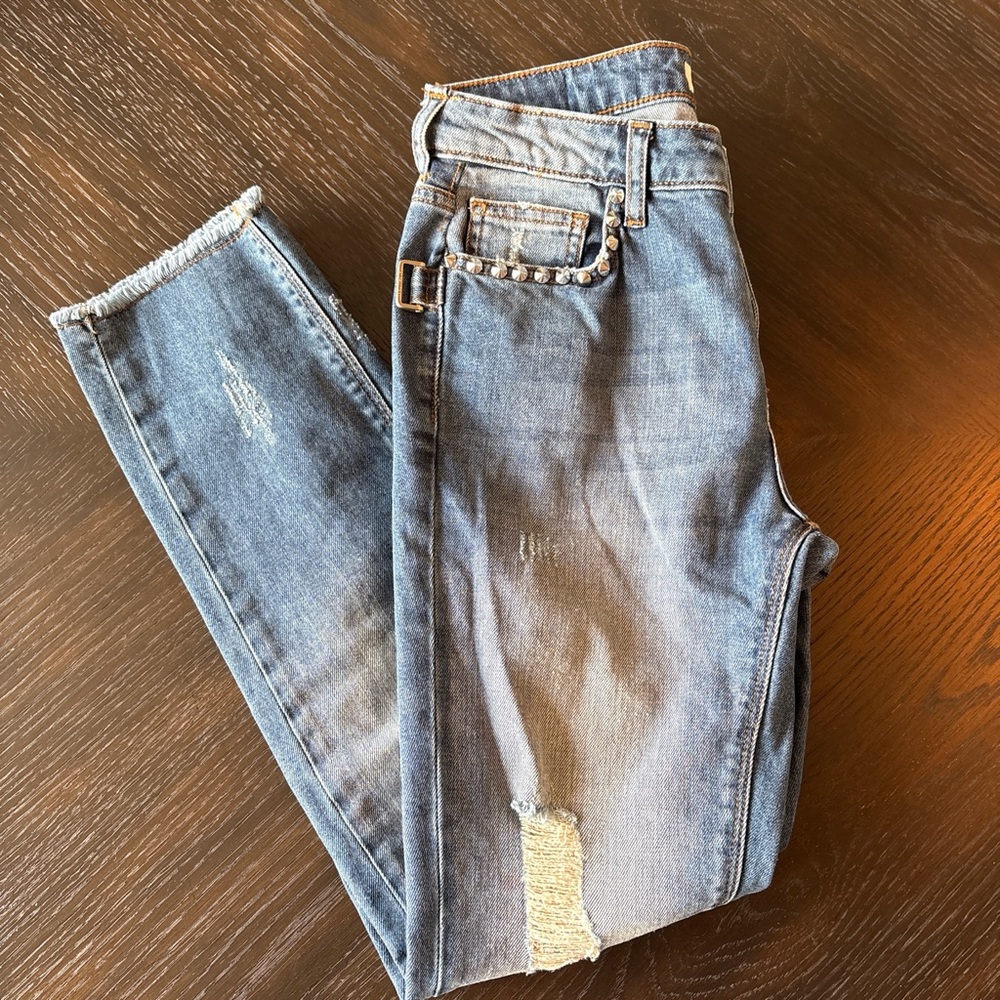 Zadig & Voltaire Eva Studded Distressed Slim Jeans Light Wash Sz 26 luxury demin - Picture 3 of 14